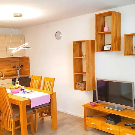 Linder Apartment